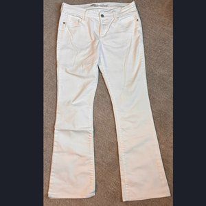 Old Navy Sweetheart Bootcut White Jeans - Size 4